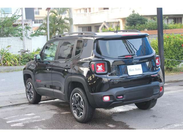 ジープ レネゲード