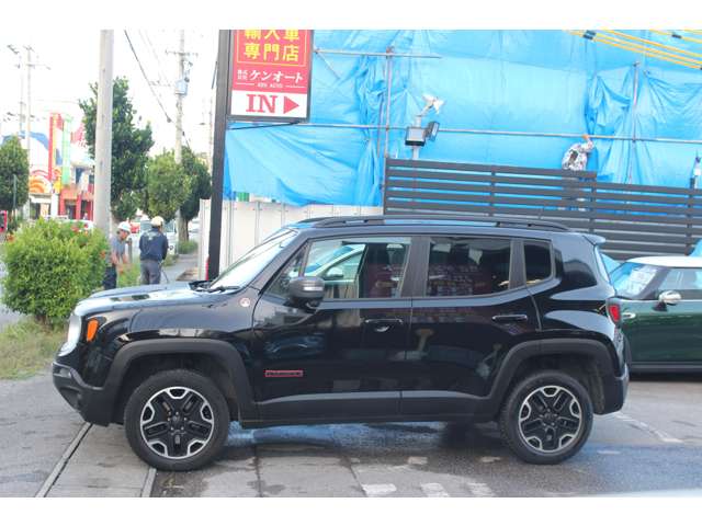 ジープ レネゲード