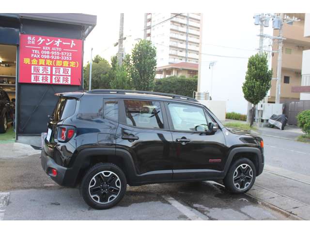 ジープ レネゲード