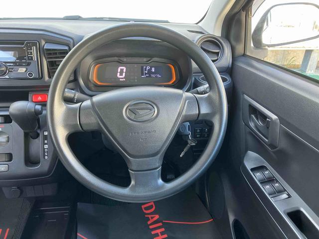 ダイハツ ミライース