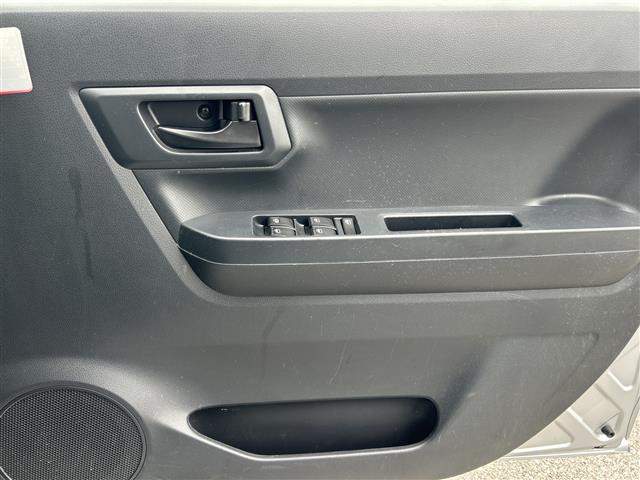 ダイハツ ミライース