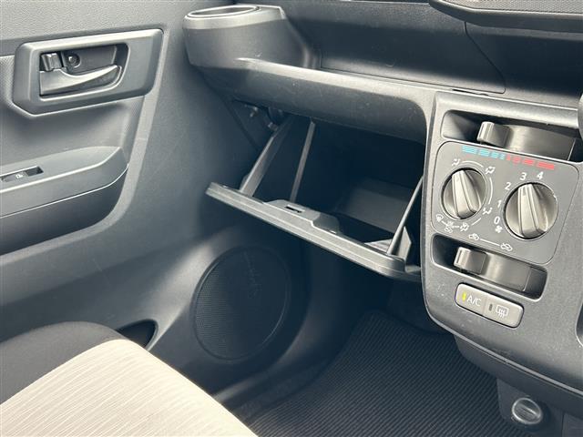 ダイハツ ミライース