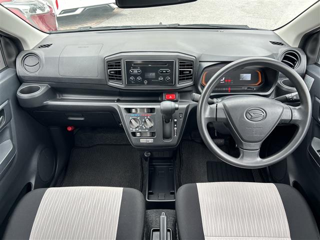 ダイハツ ミライース