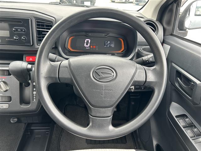 ダイハツ ミライース