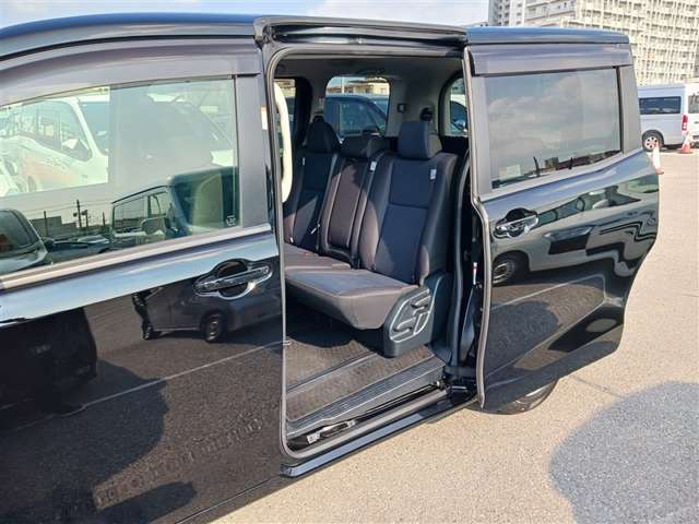 トヨタ ヴォクシー