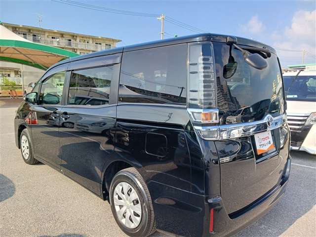 トヨタ ヴォクシー