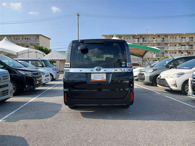 トヨタ ヴォクシー