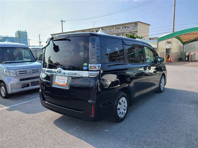 トヨタ ヴォクシー