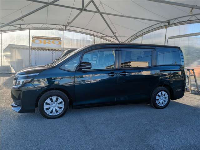 トヨタ ヴォクシー