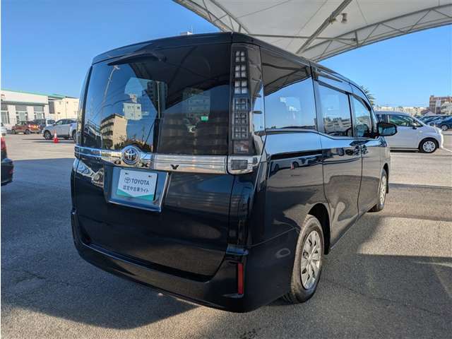 トヨタ ヴォクシー