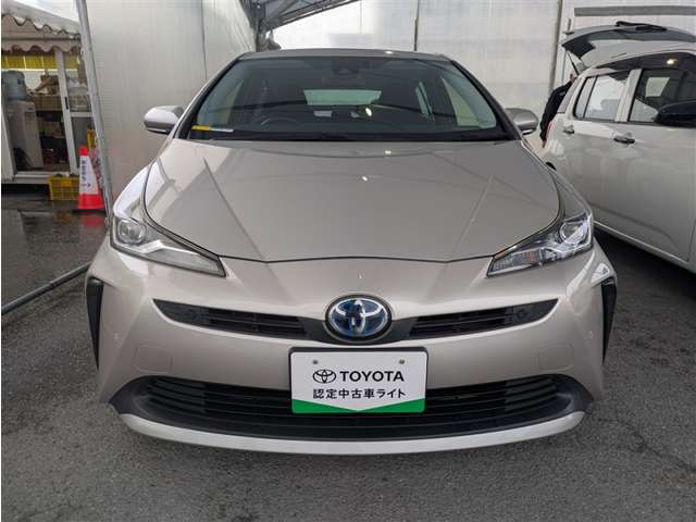 トヨタ プリウス