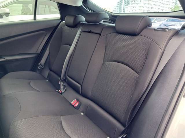 トヨタ プリウス