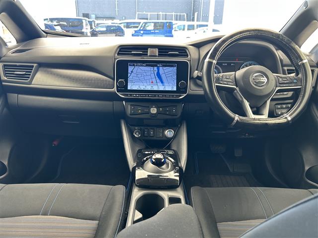日産 リーフ