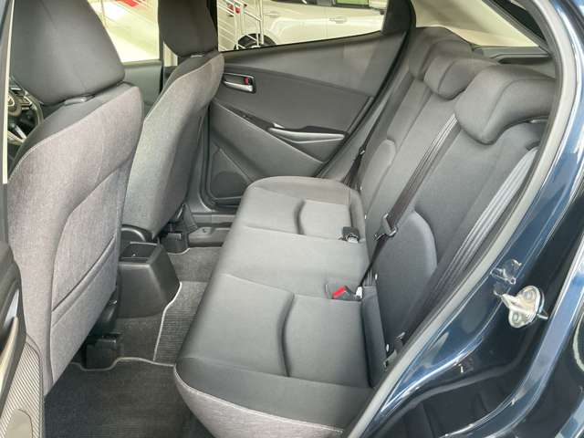 マツダ MAZDA2
