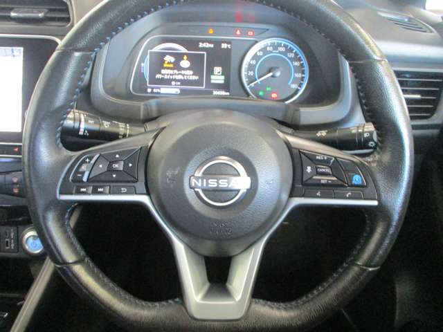 日産 リーフ