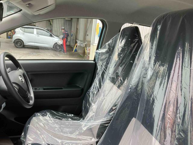 ダイハツ ミライース