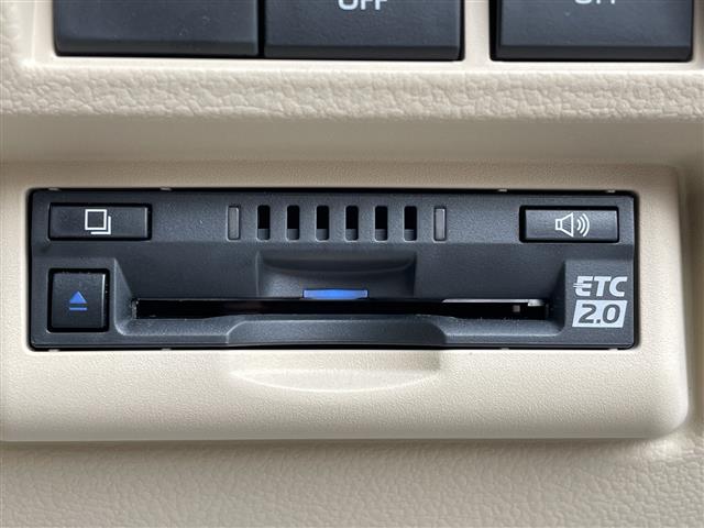 トヨタ ランドクルーザー300