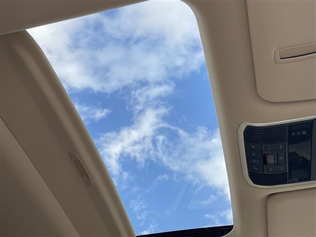 トヨタ ランドクルーザー300