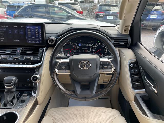 トヨタ ランドクルーザー300