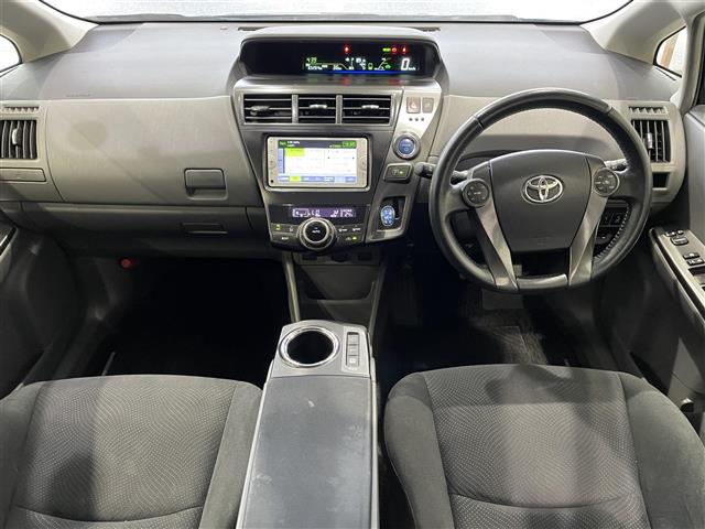 トヨタ プリウスα