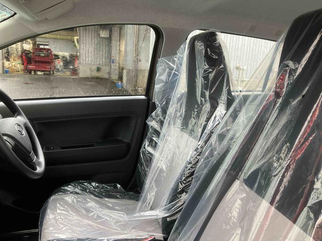 ダイハツ ミライース