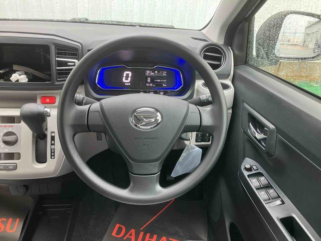 ダイハツ ミライース