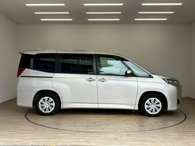 トヨタ ノア