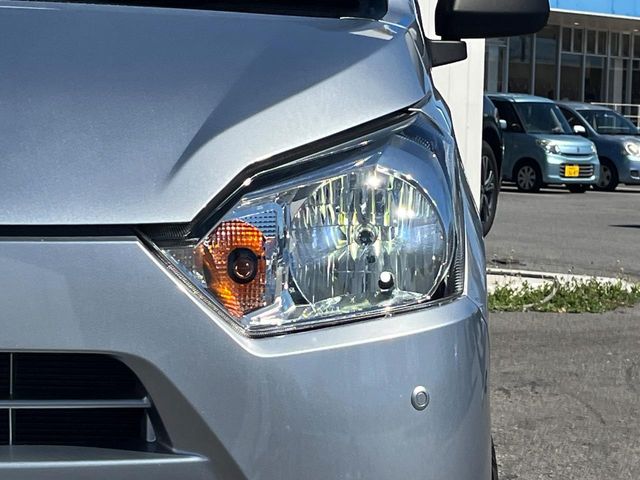 ダイハツ ミライース