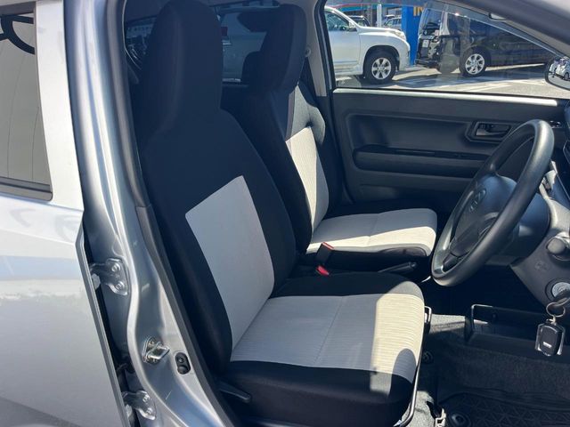 ダイハツ ミライース