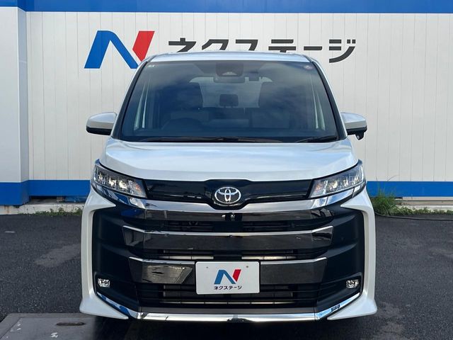 トヨタ ノア