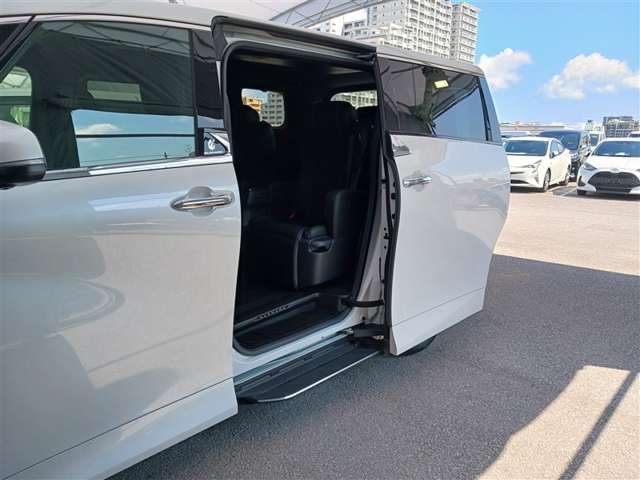トヨタ アルファード