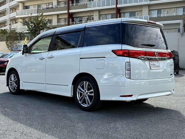 日産 エルグランド