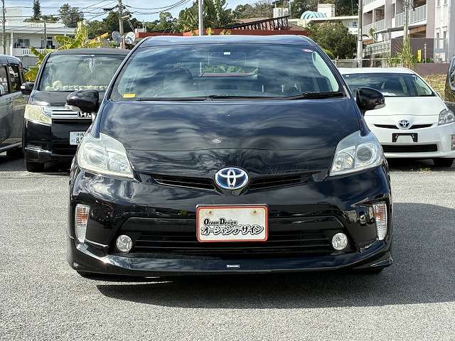 トヨタ プリウス