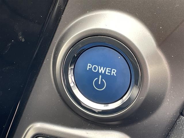 トヨタ プリウスα