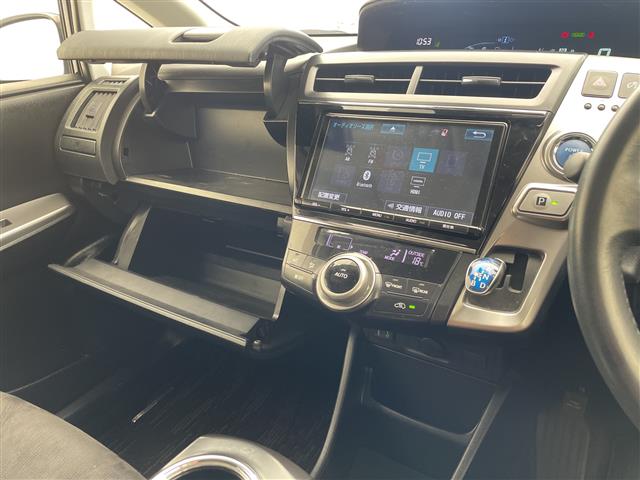 トヨタ プリウスα