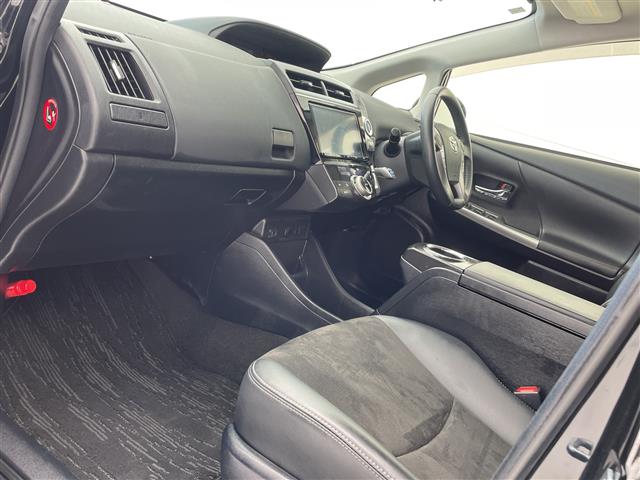 トヨタ プリウスα