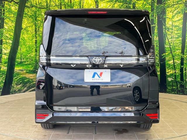 トヨタ ヴォクシー