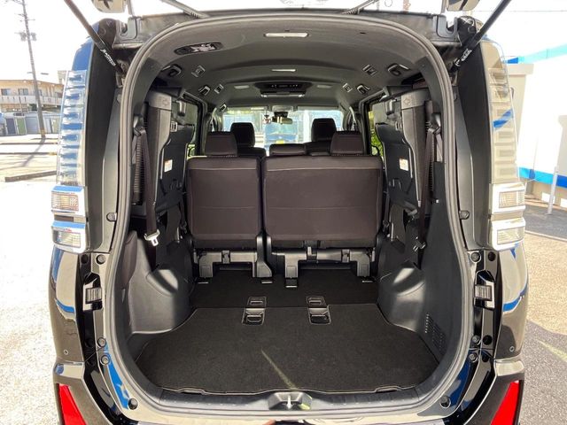 トヨタ ヴォクシー