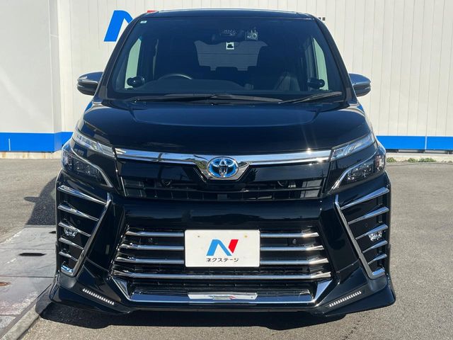 トヨタ ヴォクシー