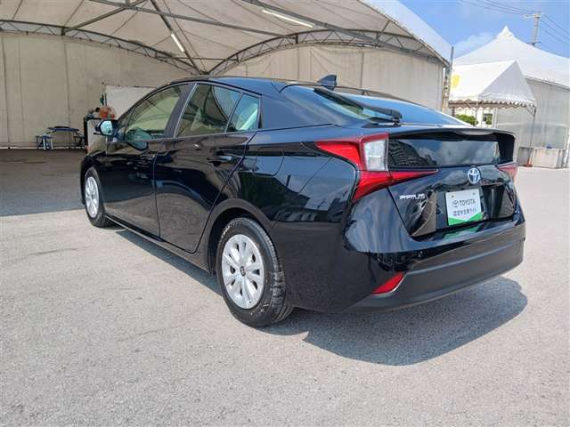 トヨタ プリウス