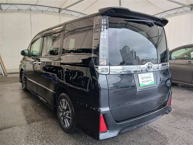 トヨタ ヴォクシー