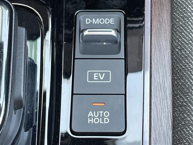 日産 ノートオーラ