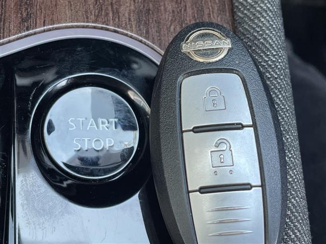 日産 ノートオーラ