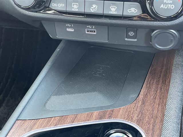 日産 ノートオーラ