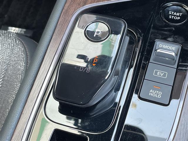 日産 ノートオーラ