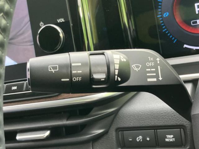日産 ノートオーラ