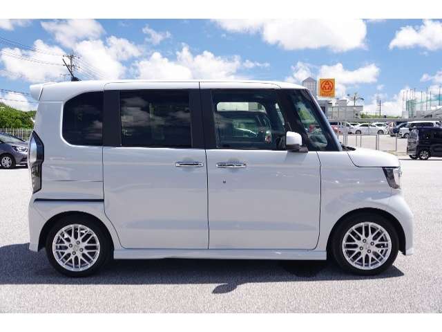 ホンダ N-BOX
