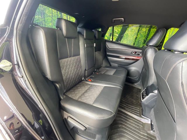 トヨタ ハリアー