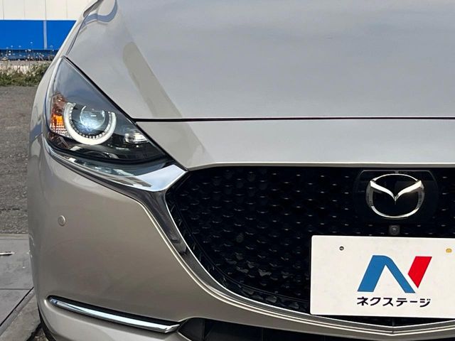 マツダ MAZDA2