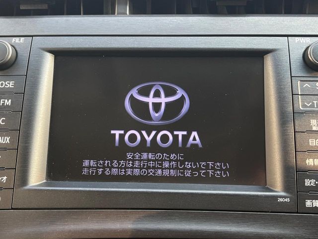 トヨタ プリウス